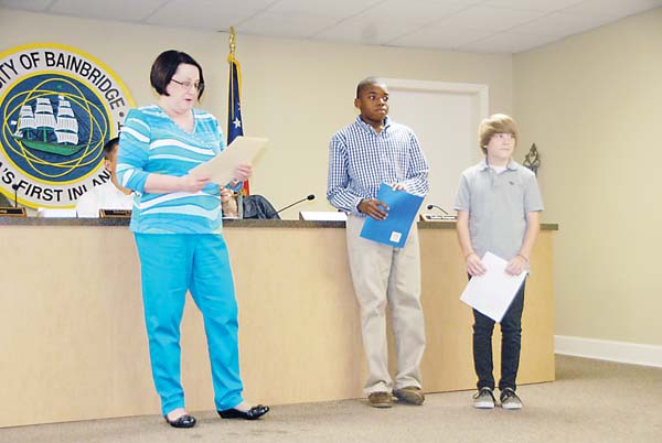 Essay scorer bainbridge middle school picture