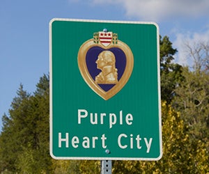 131022 Purple Heart City Sign CU